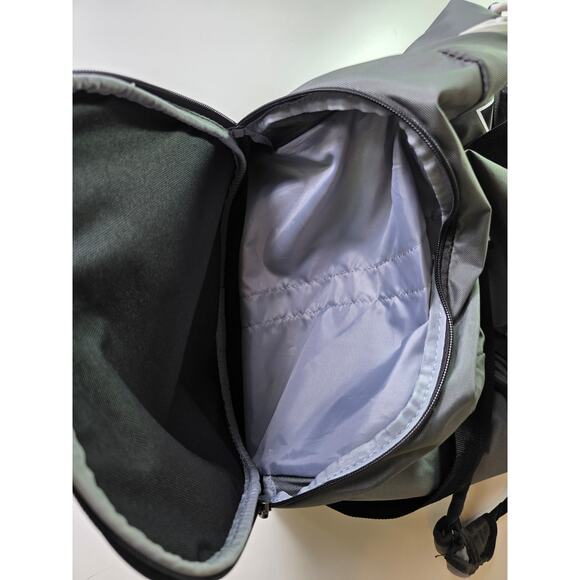 UNDER ARMOUR Storm Gray Duffle Gym Athletic Baseball Basketball Bag 20" - Picture 9 of 14